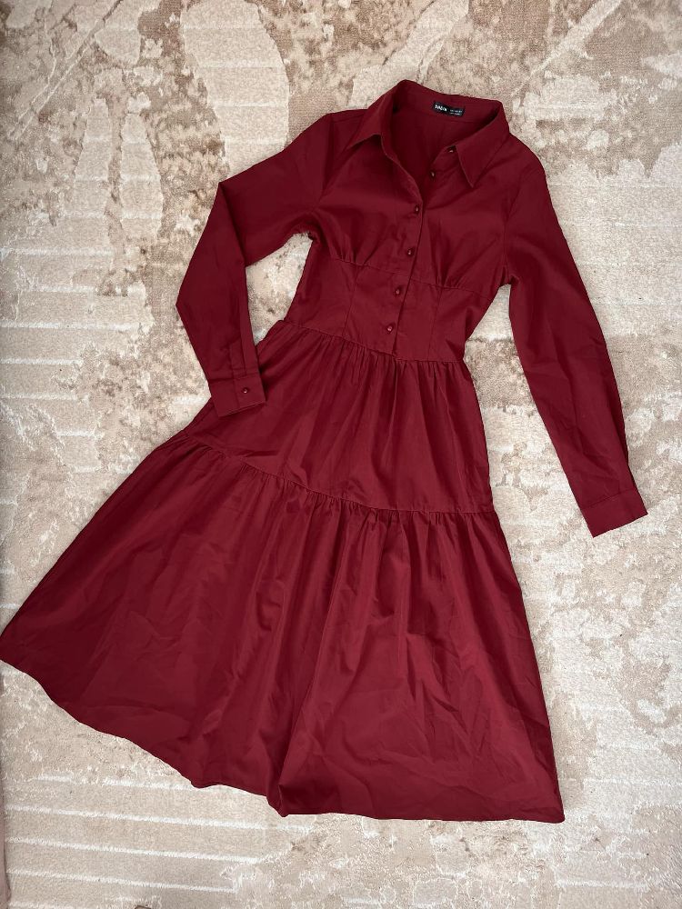 Robe tte n3uve s/ m car elle a de lelastique autour de taille