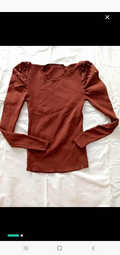 pull manches bouffantes neuf 