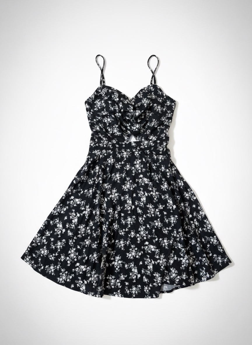 Robe fleurie noir et blanc de la marque shein