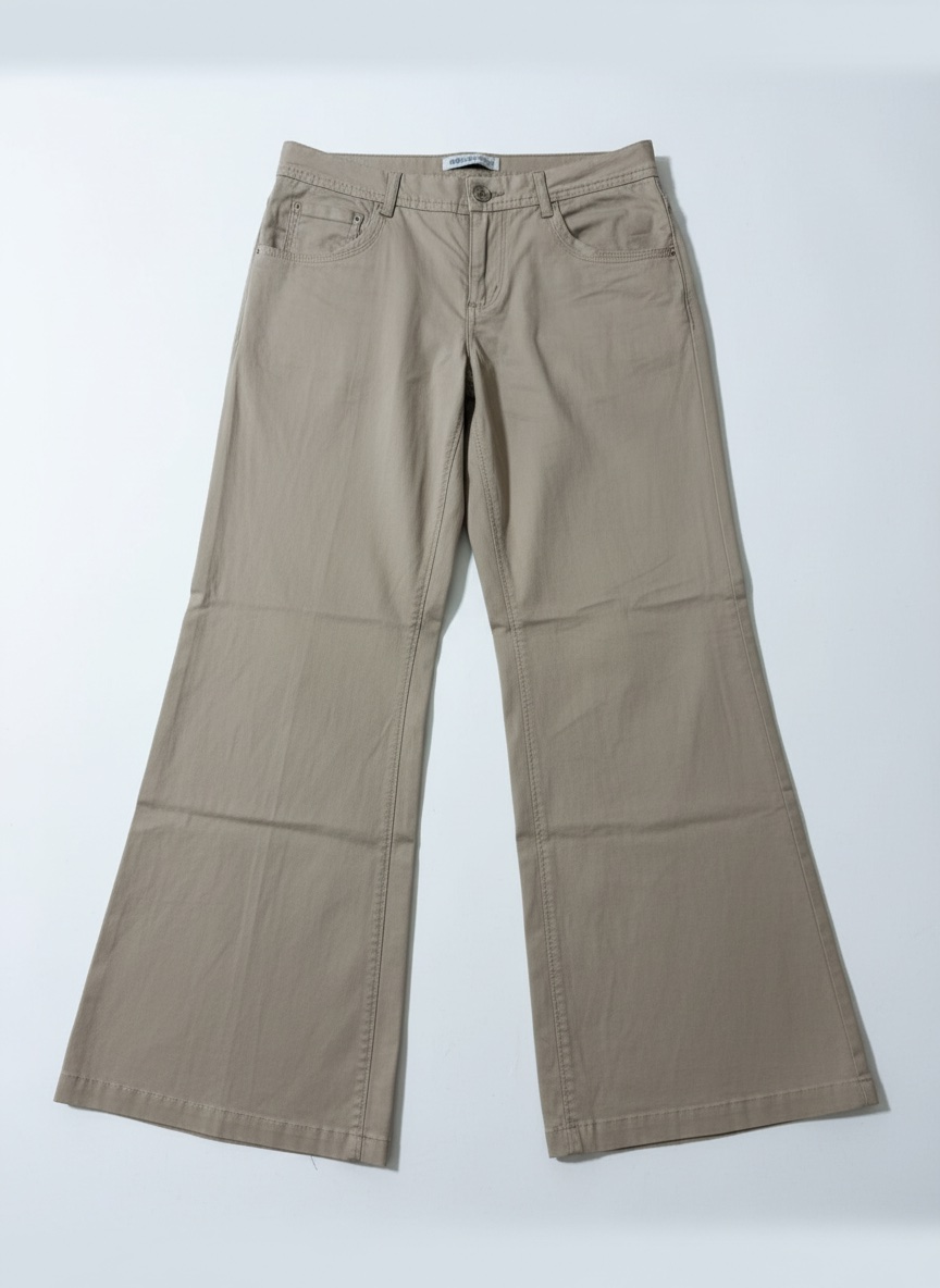 Pantalon beige de la marque Guess