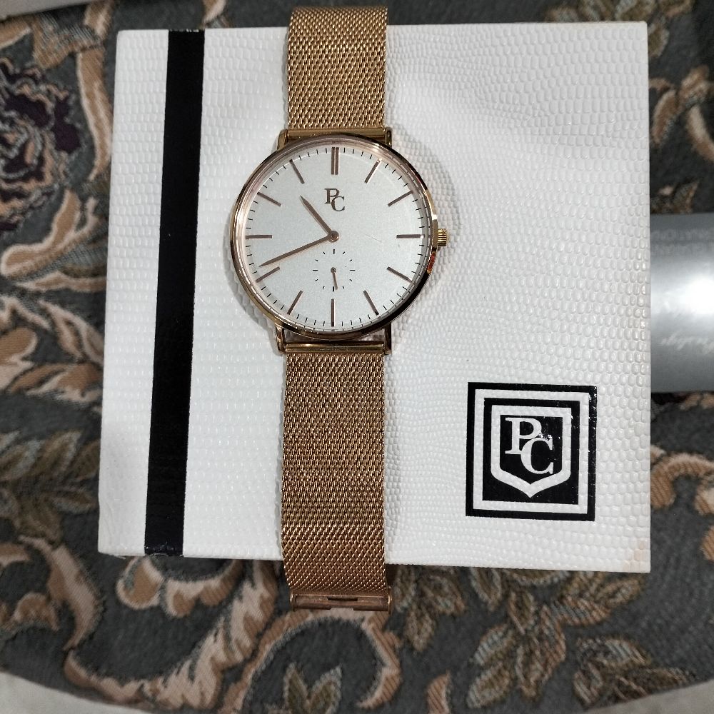 Une montre prestige collection rosée 