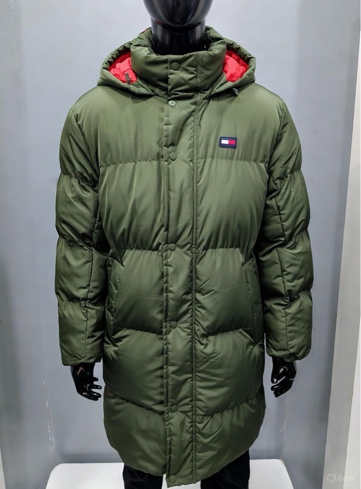 Doudoune tommy hilfiger tlabes s w m en treès bon état