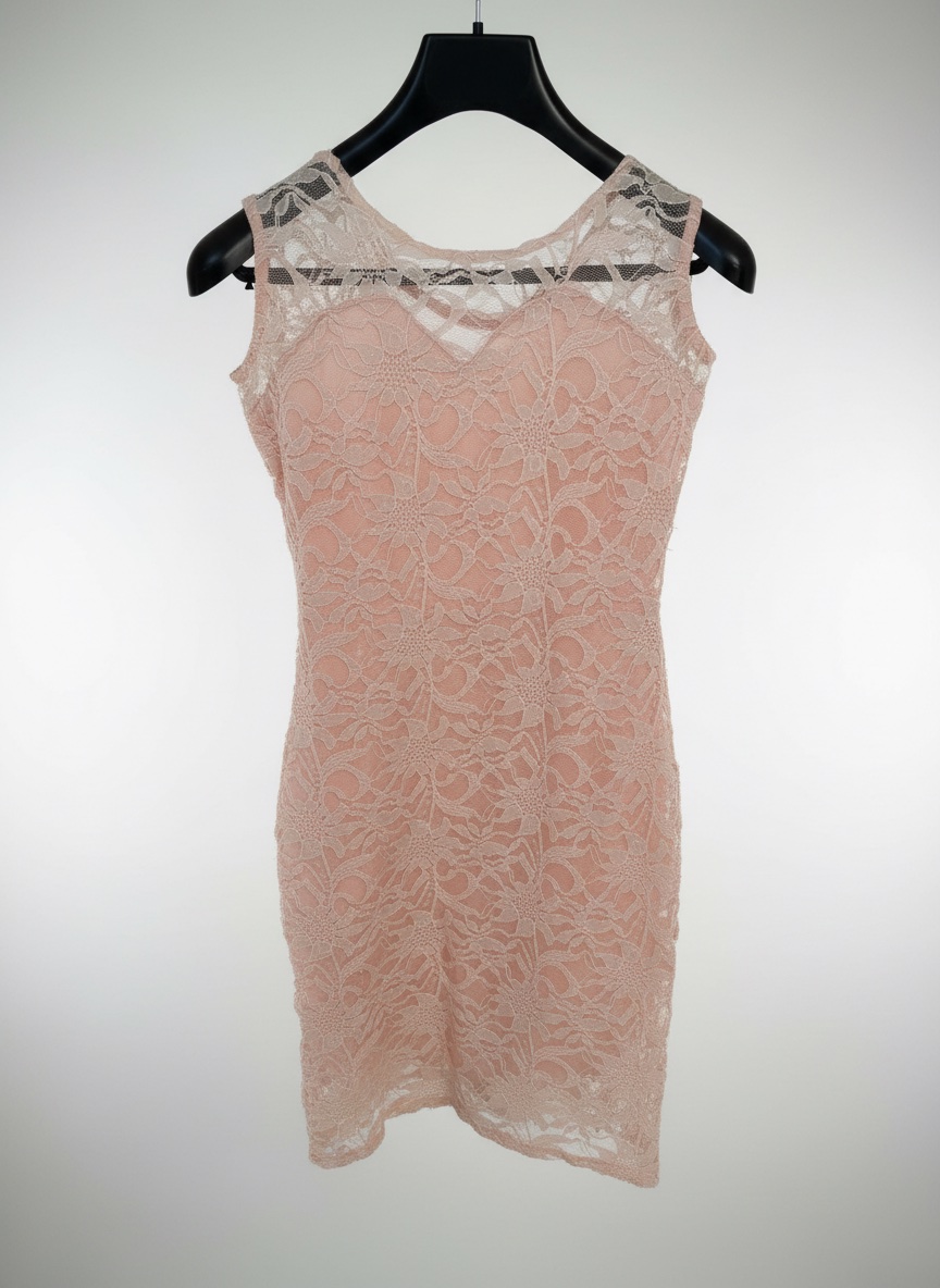 Robe en dentelle paillette