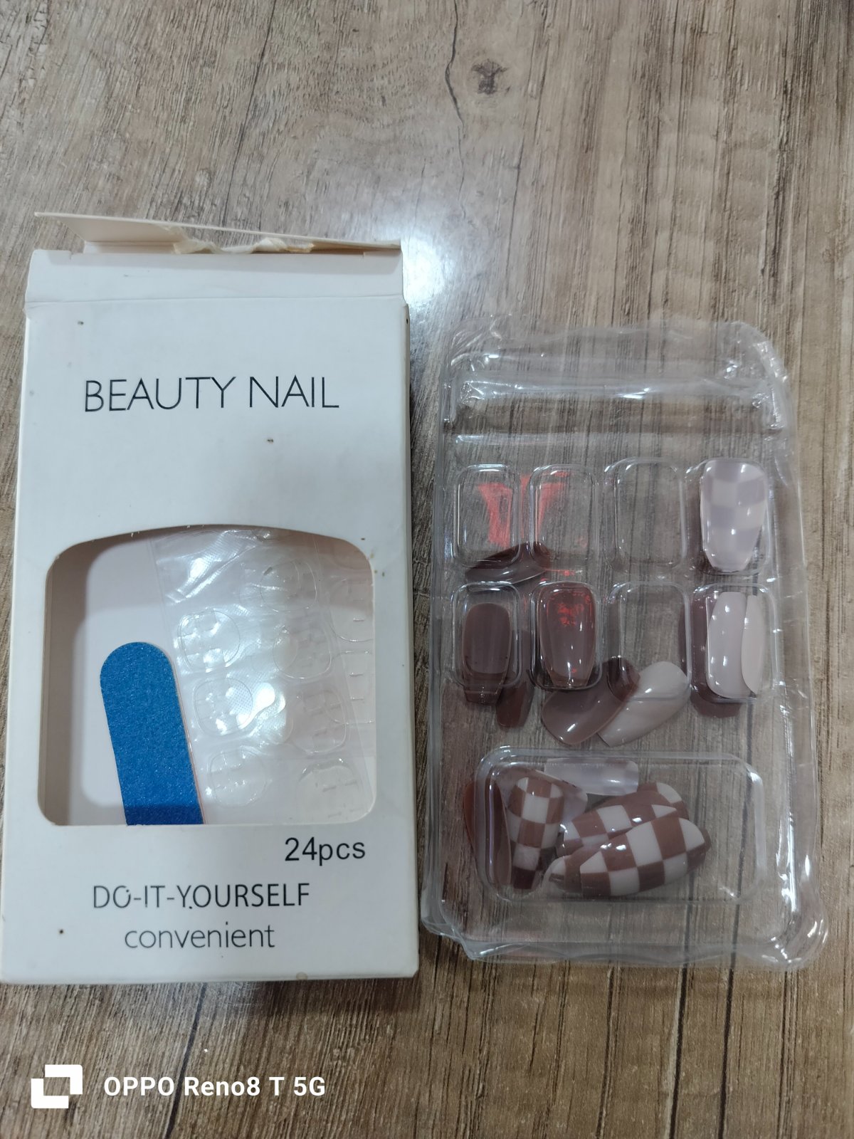 Faux ongles de très bonne qualité 