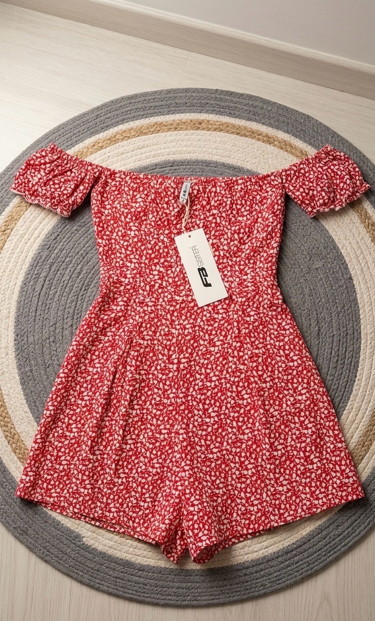 Combishort blanc et rouge