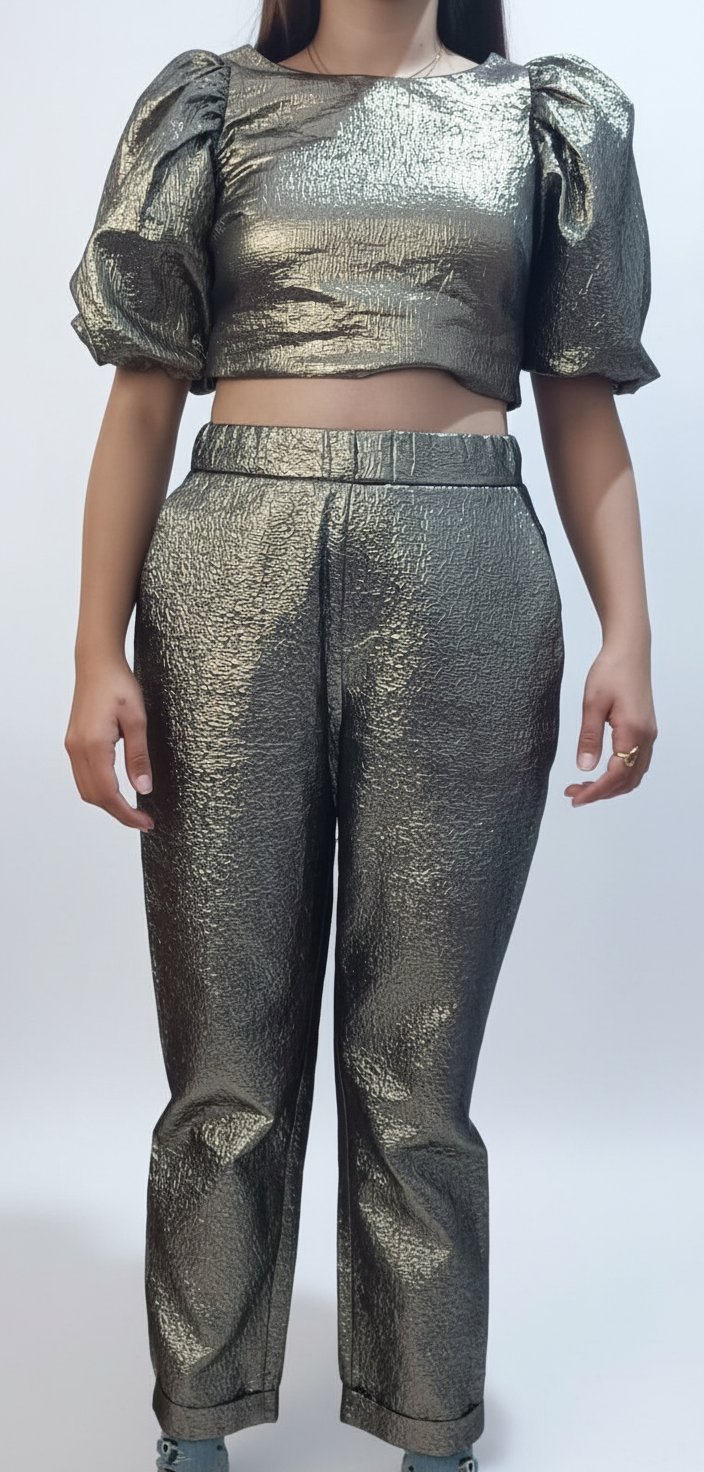 Un sette ensemble Doré 