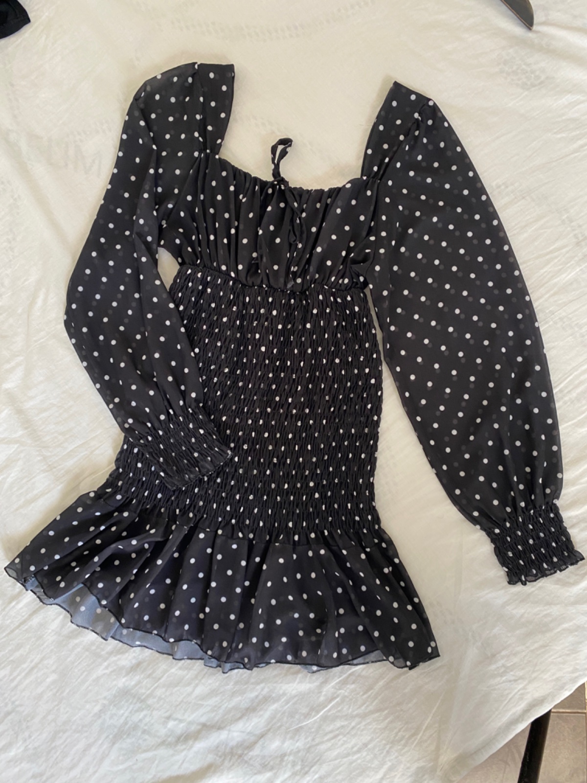 Robe Noir