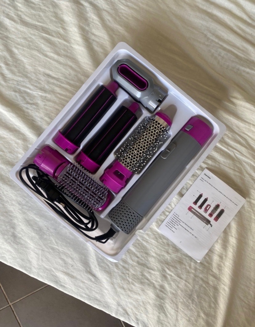 Brosse soufflante avec 5 accessoires