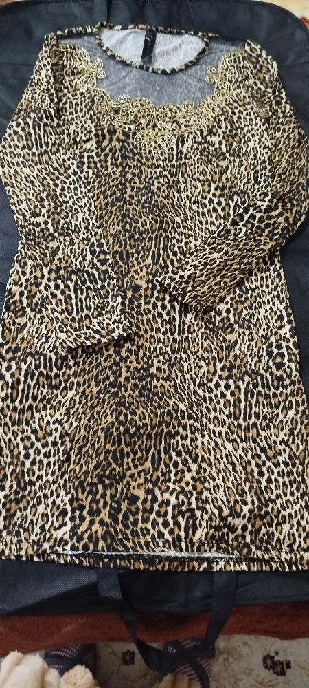 Jolie robe tigrée made in turkey