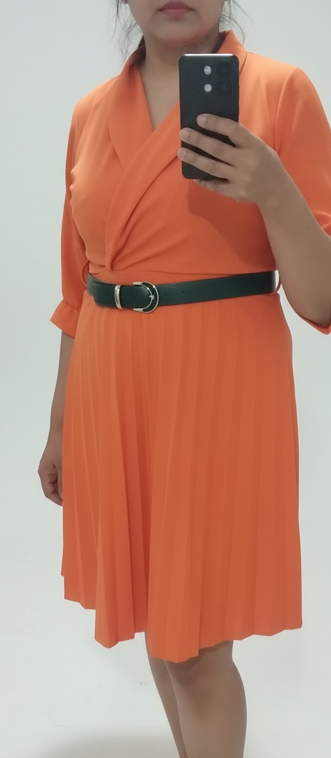 Robe plissée tlabbes aussi 42