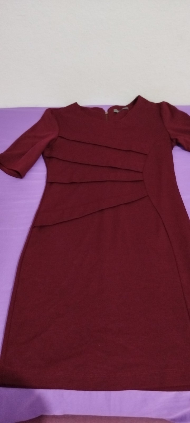 Jolie robe bordeaux 