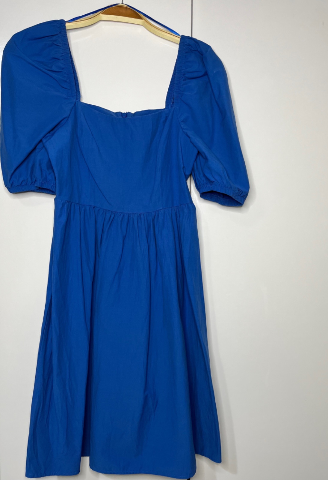 Robe bleu trés belle