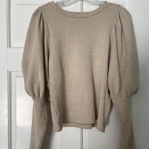 Pull beige neuf de la marque Zara 