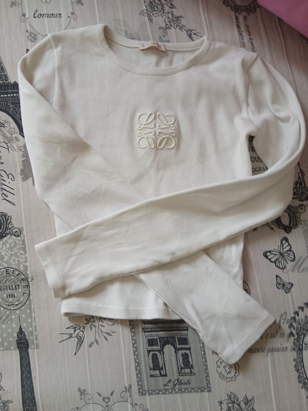 Pull blanc