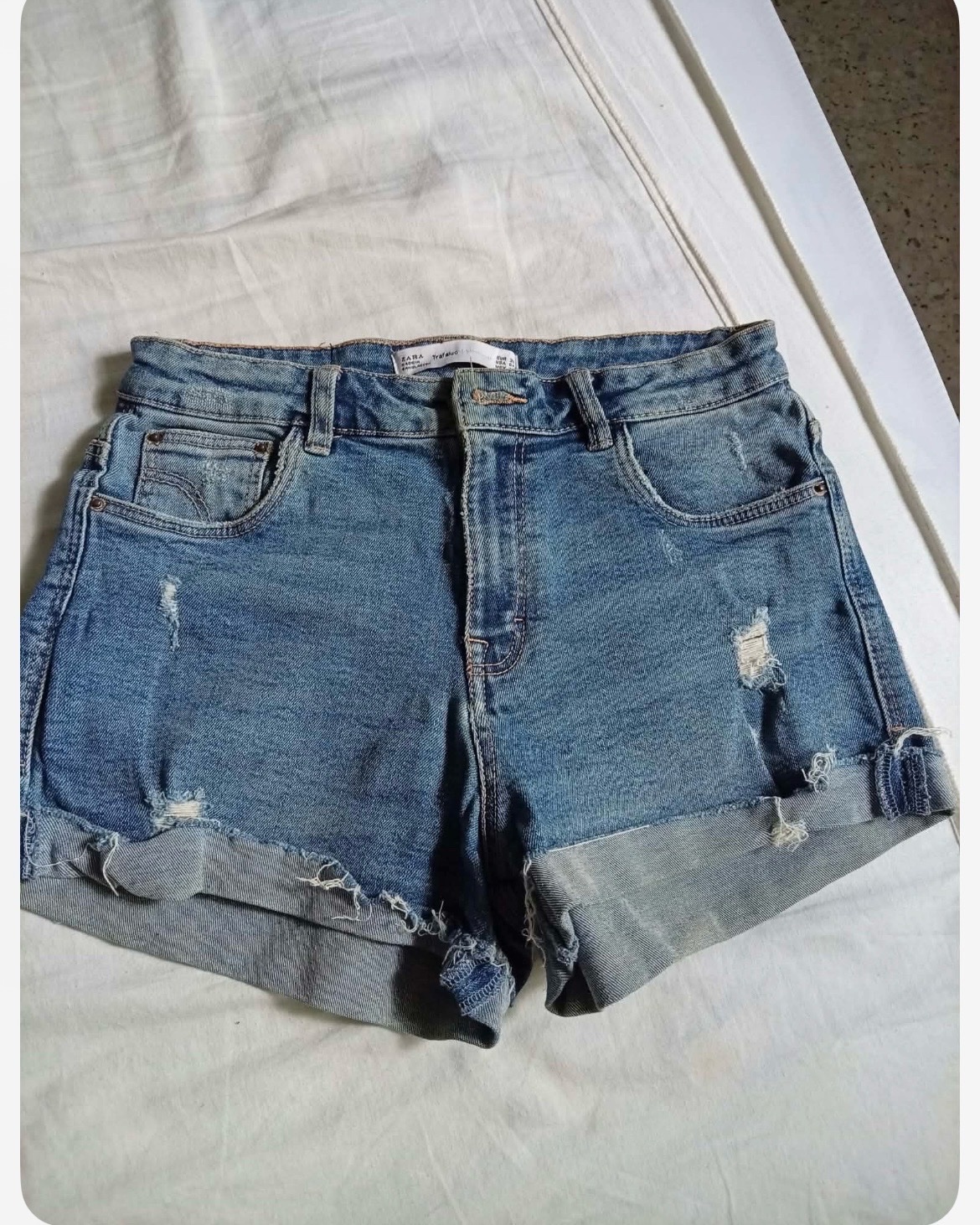 Short Zara