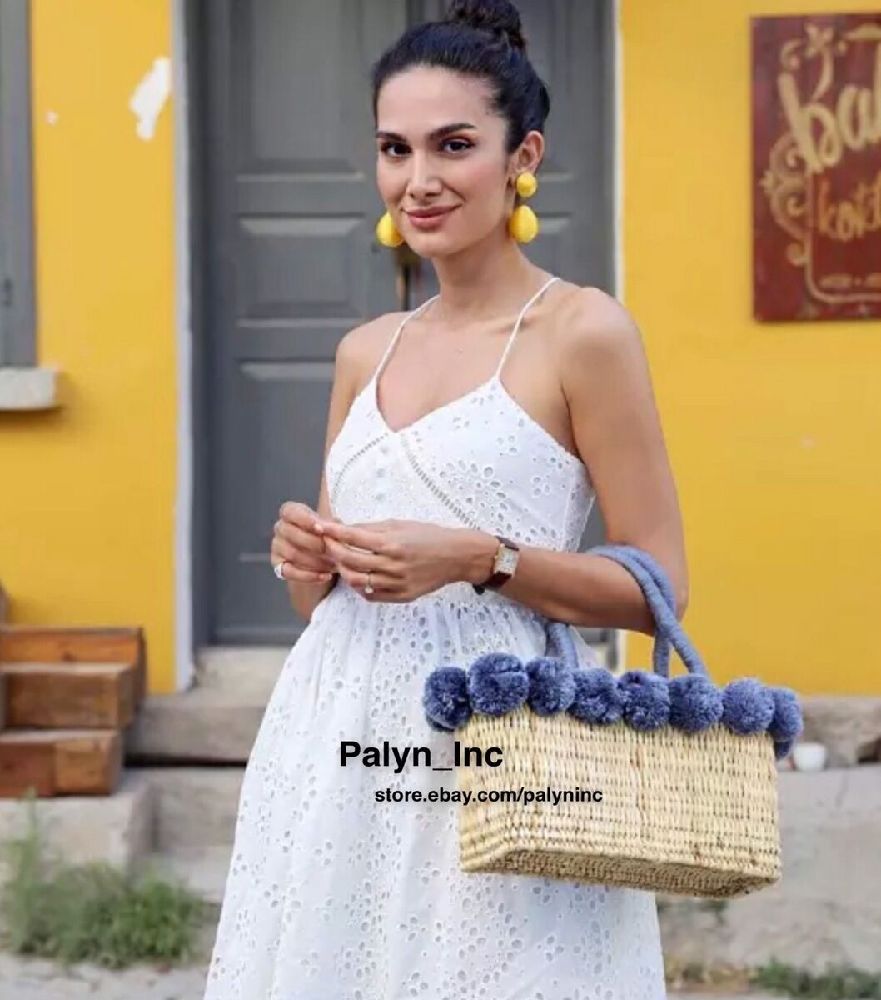  Broderie anglais dress