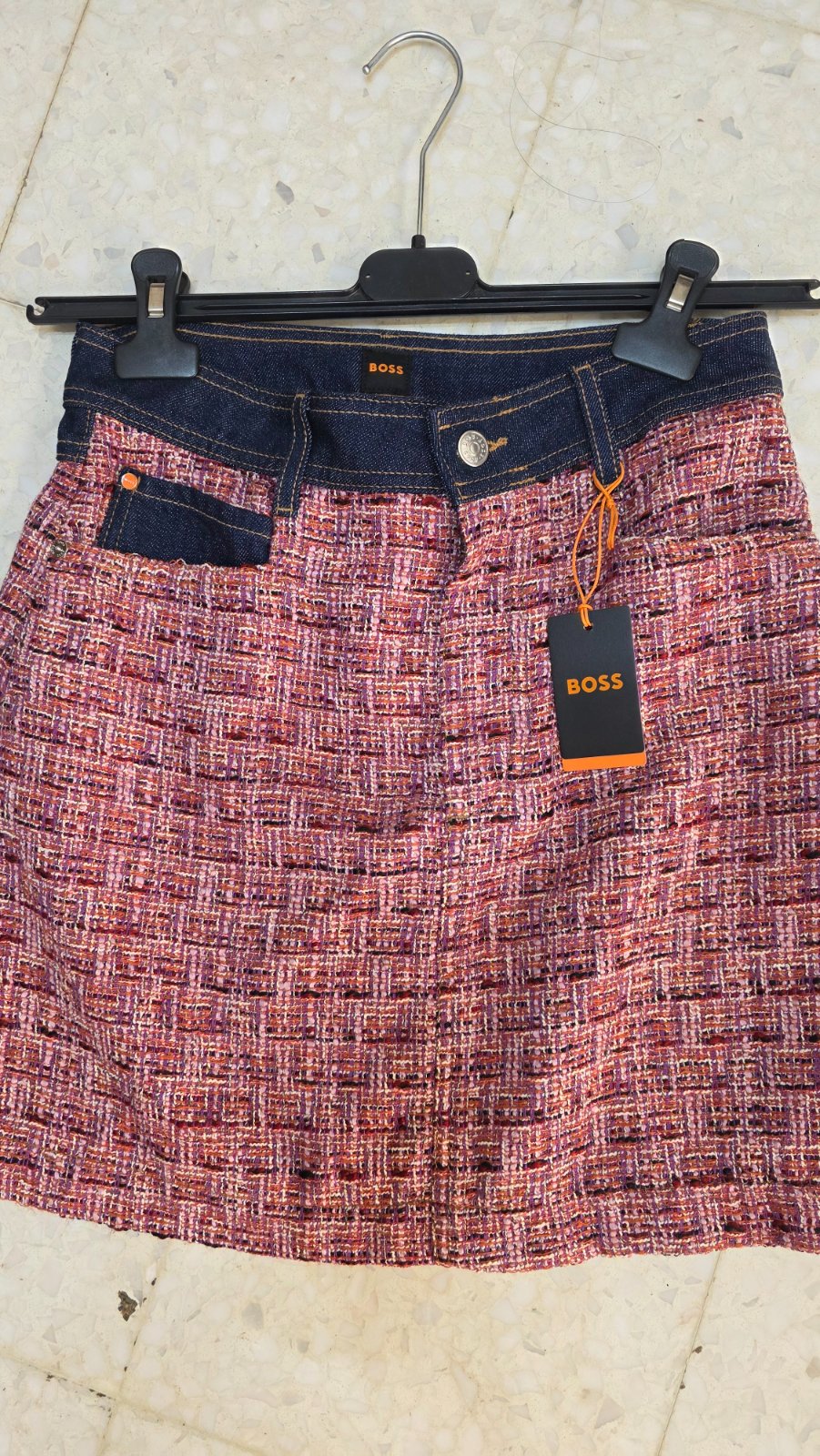 Jupe boss en tweed