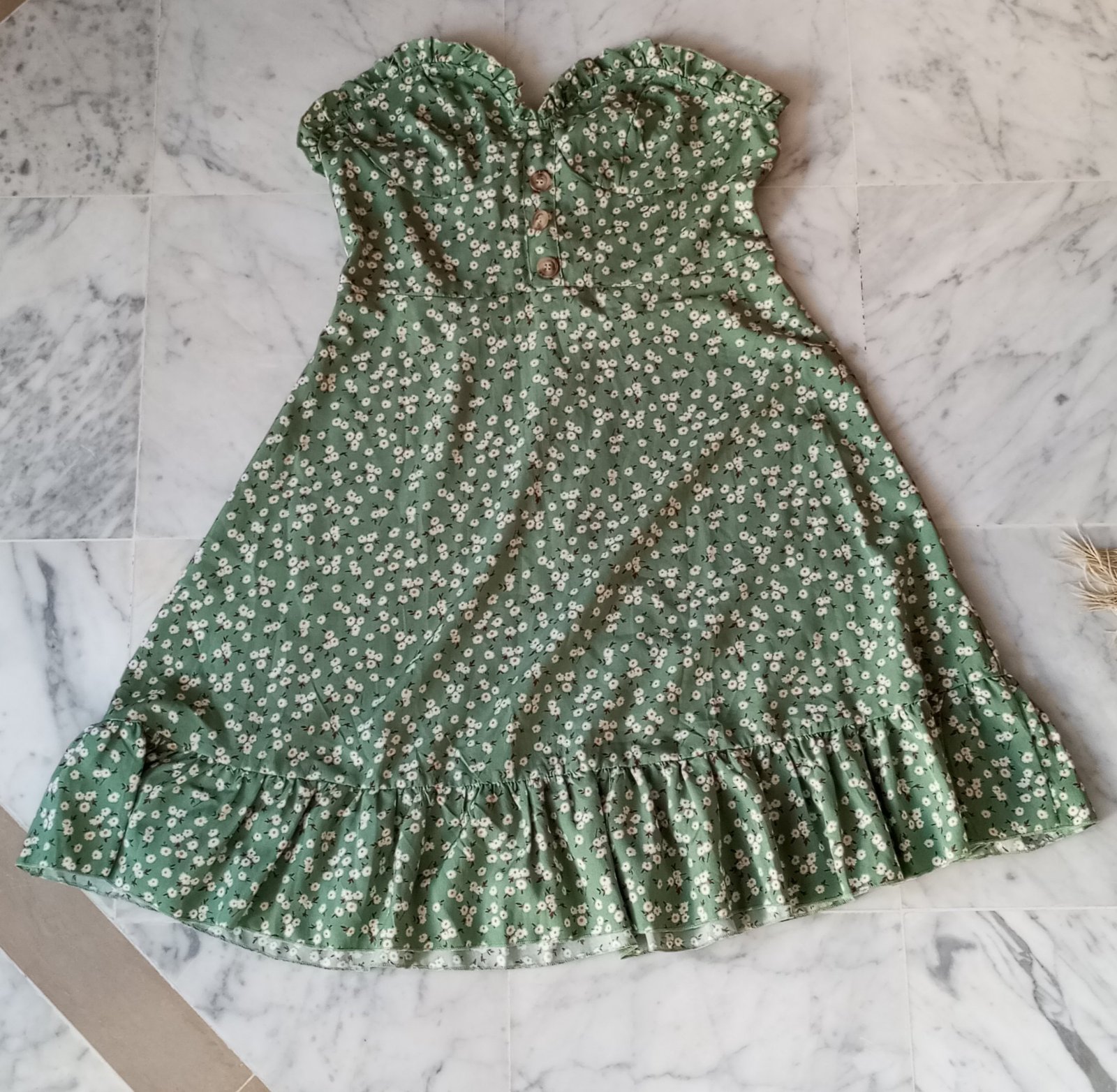Robe verte fleuris