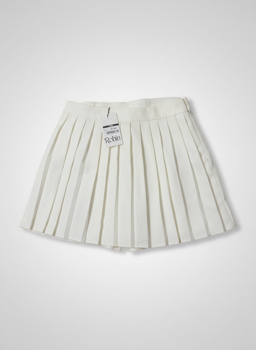 Jule short importé blanc cassé (écru) chwaya Taille 38 w ylabes 36 zeda 