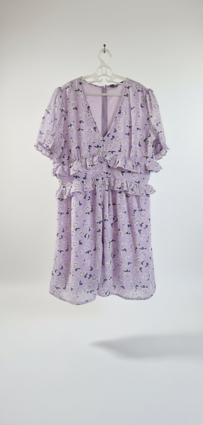 Robe fleuries violette pastel avec volants
