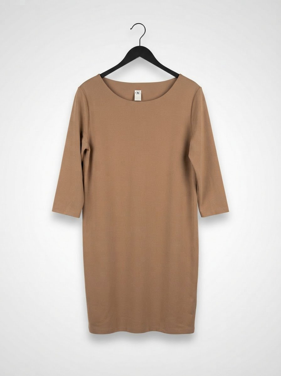 Robe couleur beige foncé 