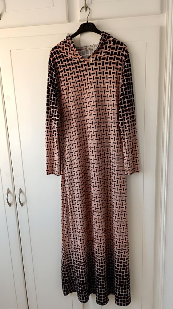 Robe jebba à capuche 42_44 