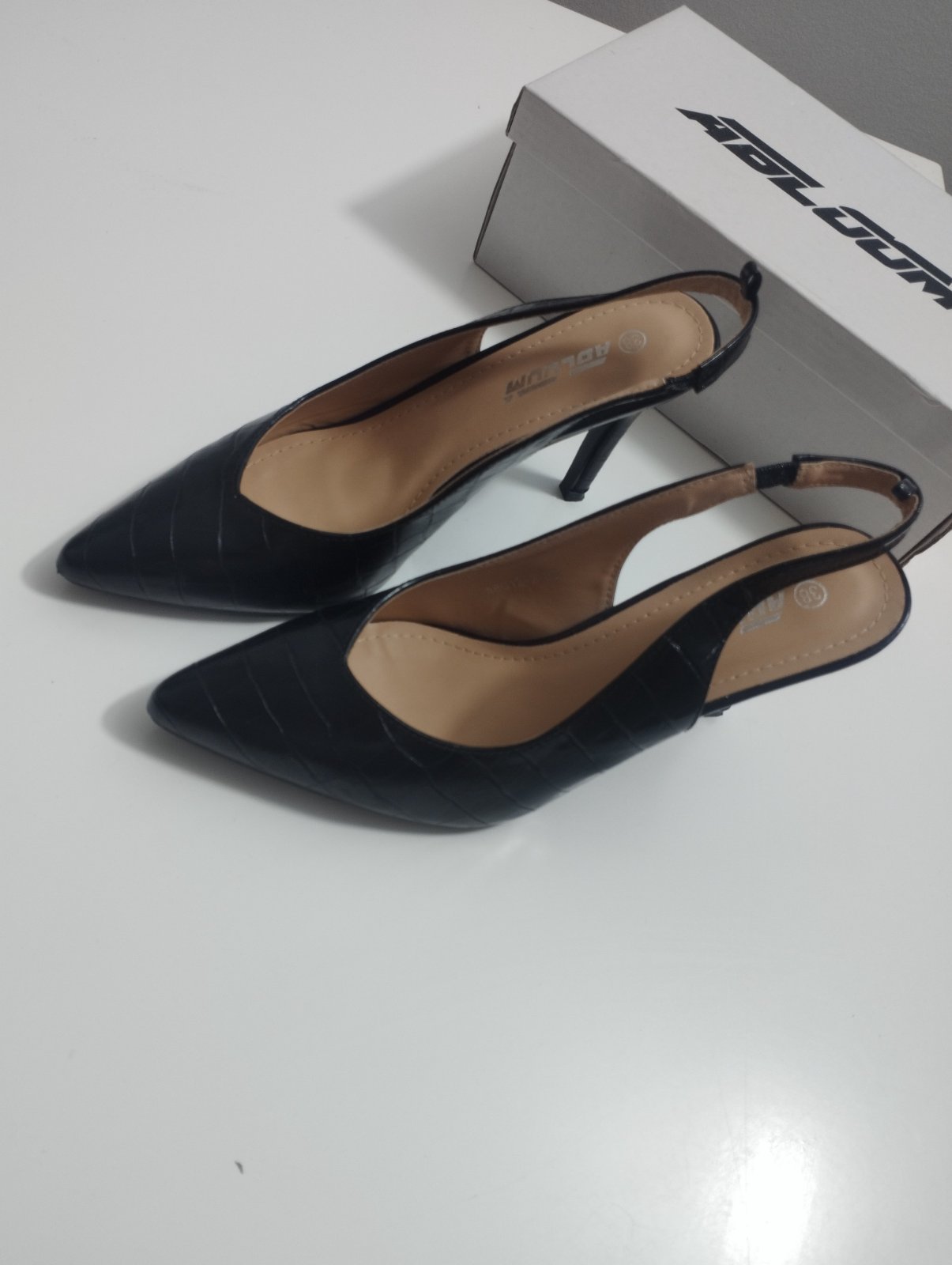 Escarpins noir pointure 38
