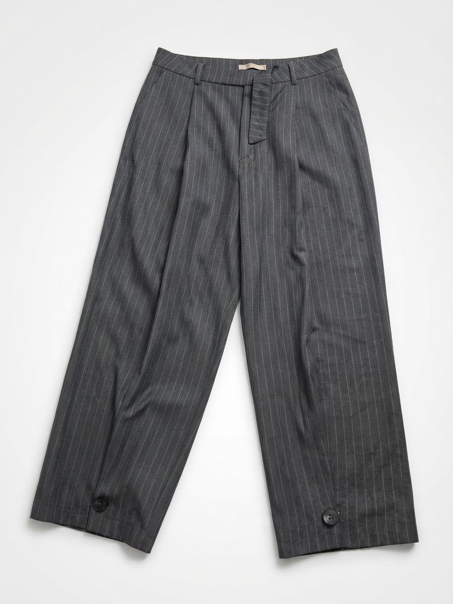Pantalón  large en gris zara