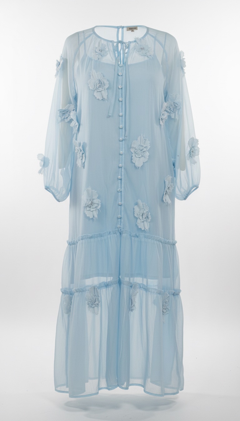 Une robe bleu ciel avec fleurs 3D 
