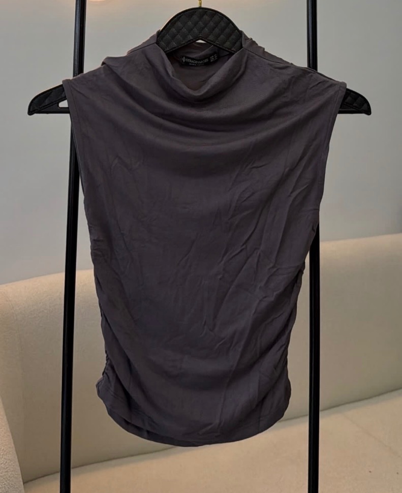 Top gris 