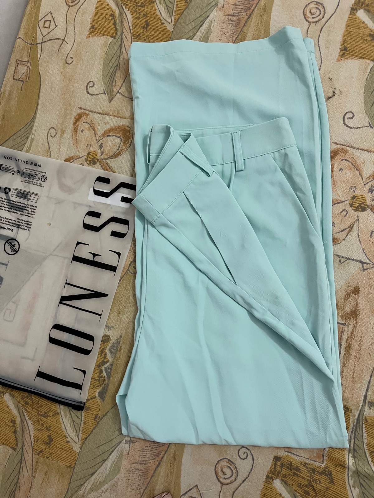 Pantalon loness taille 40/42