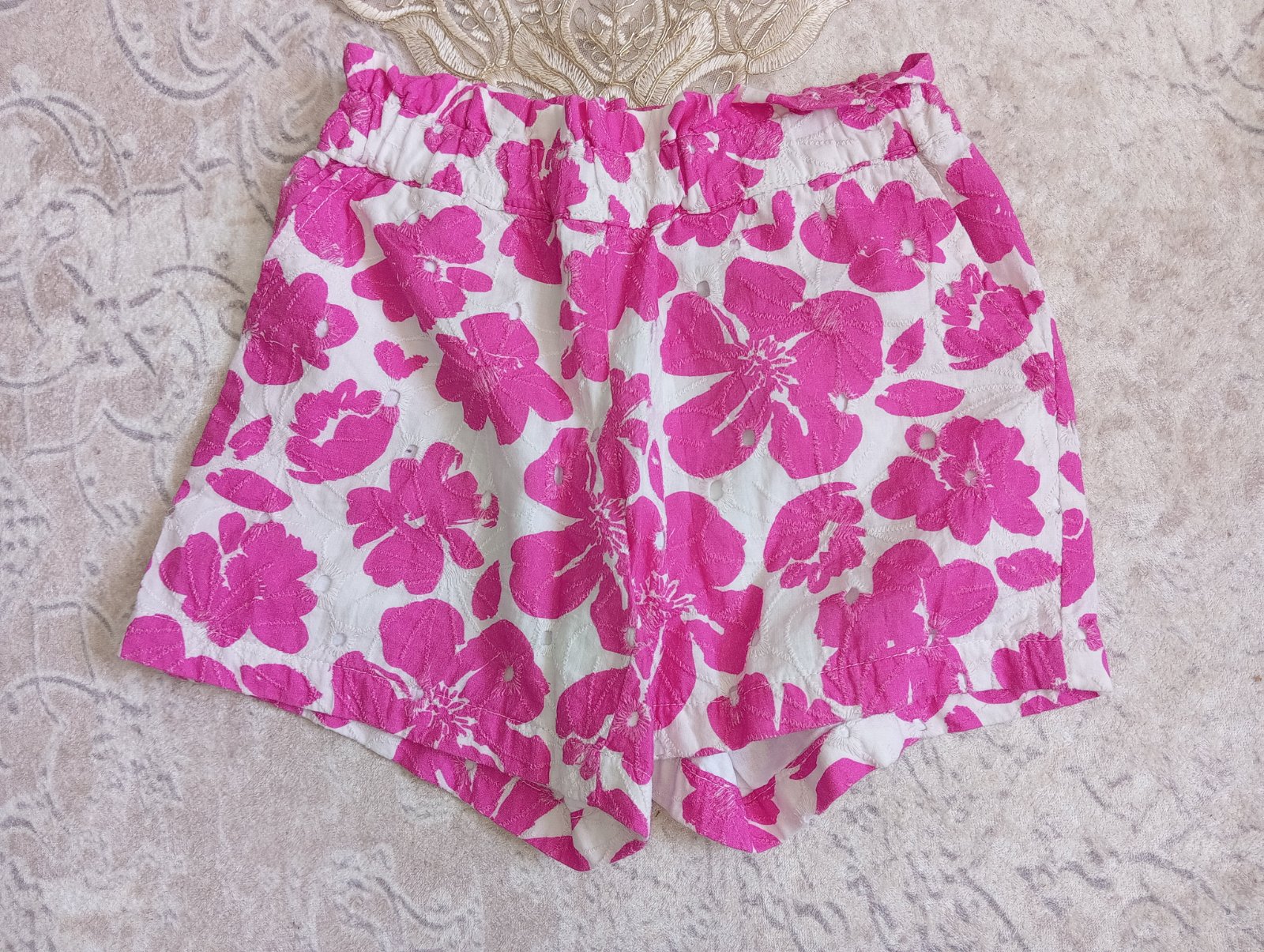 Short شورط 