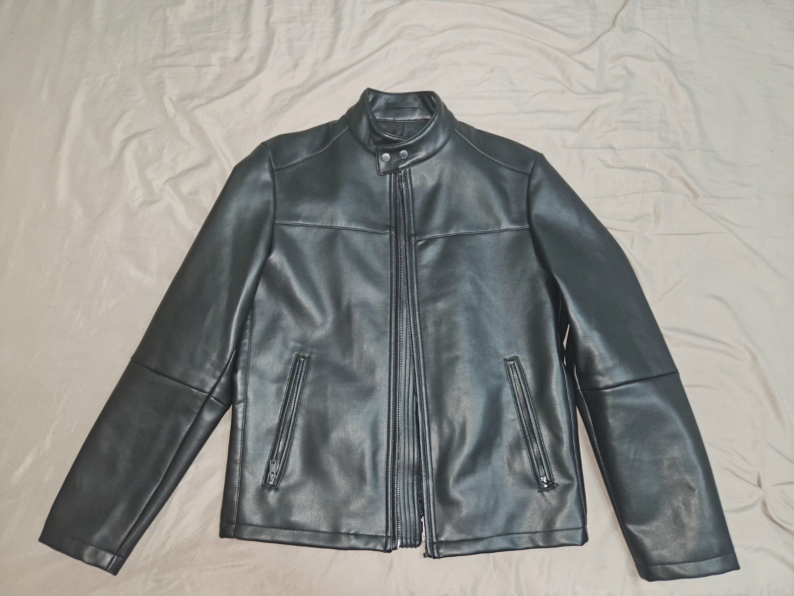 Veste cuir mango jamais porté S/M