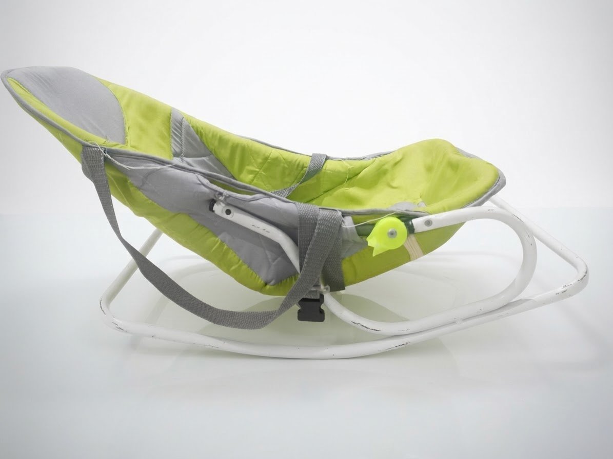 Chaise bebe verte 