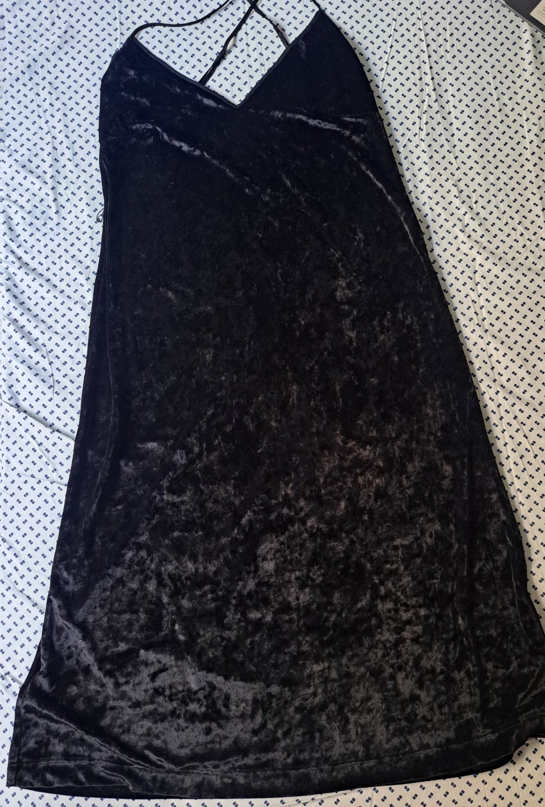 Robe noire velours 