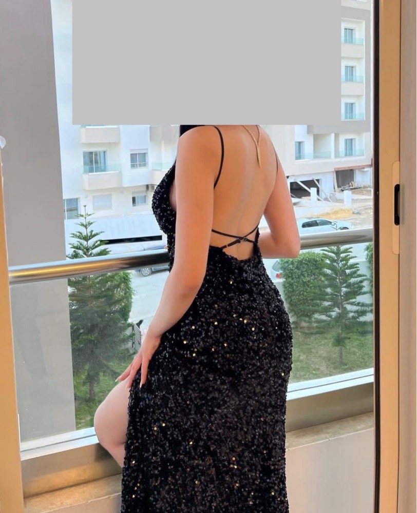 ROBE NOIR