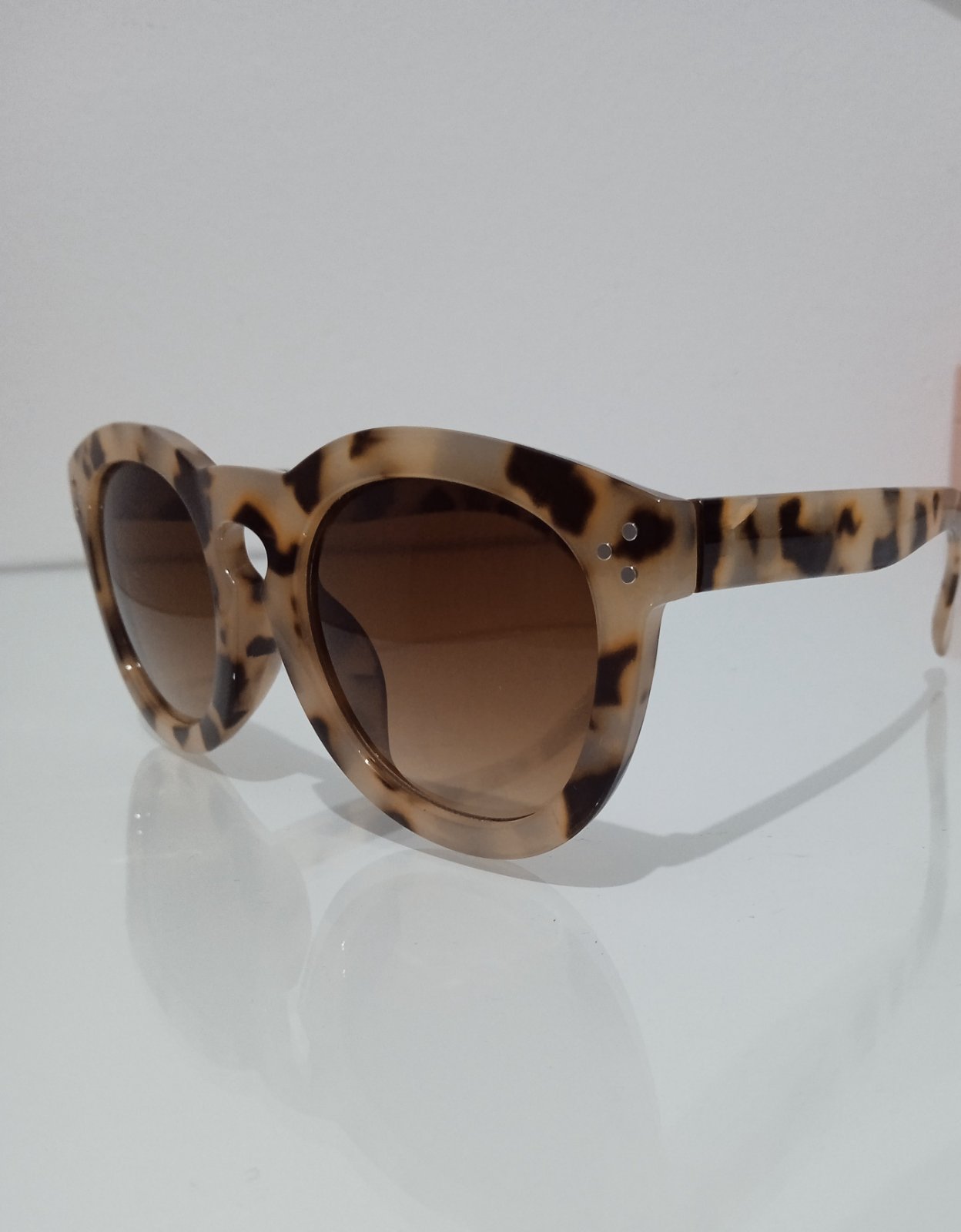 Lunettes solaire NEUF