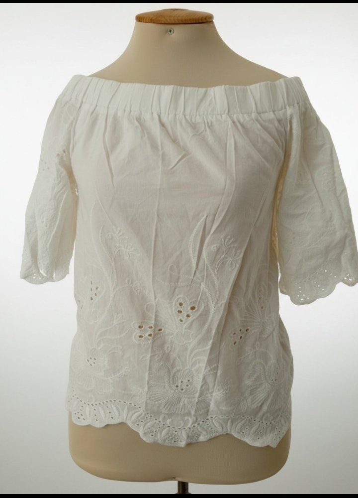 Pull blanc col bateau 