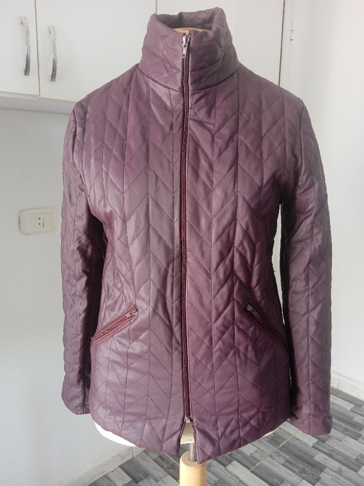 Veste imperméable couleur aubergine 