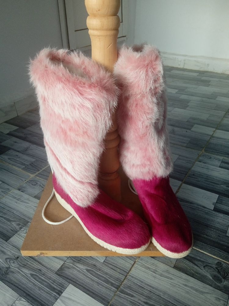 Botte rose fushia fourrure marque Diavolezza