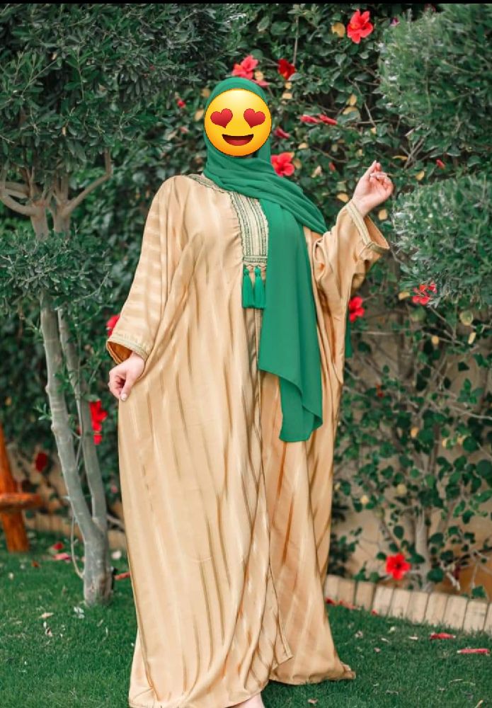 Jebba avec sa foulard 