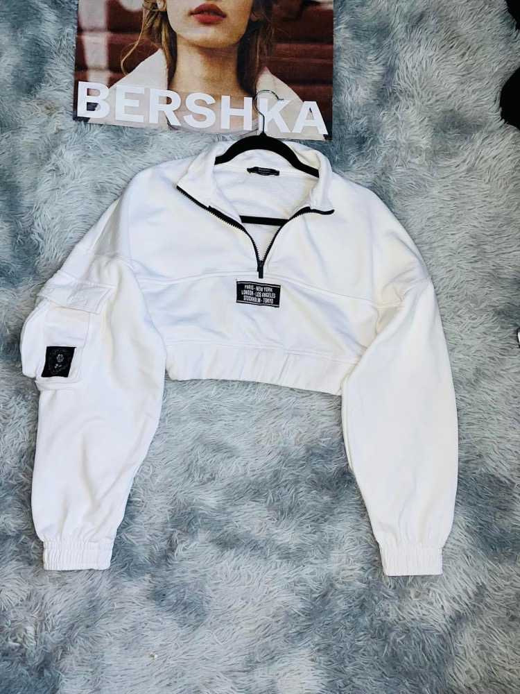  Cropped Sweatshirt Bershka 