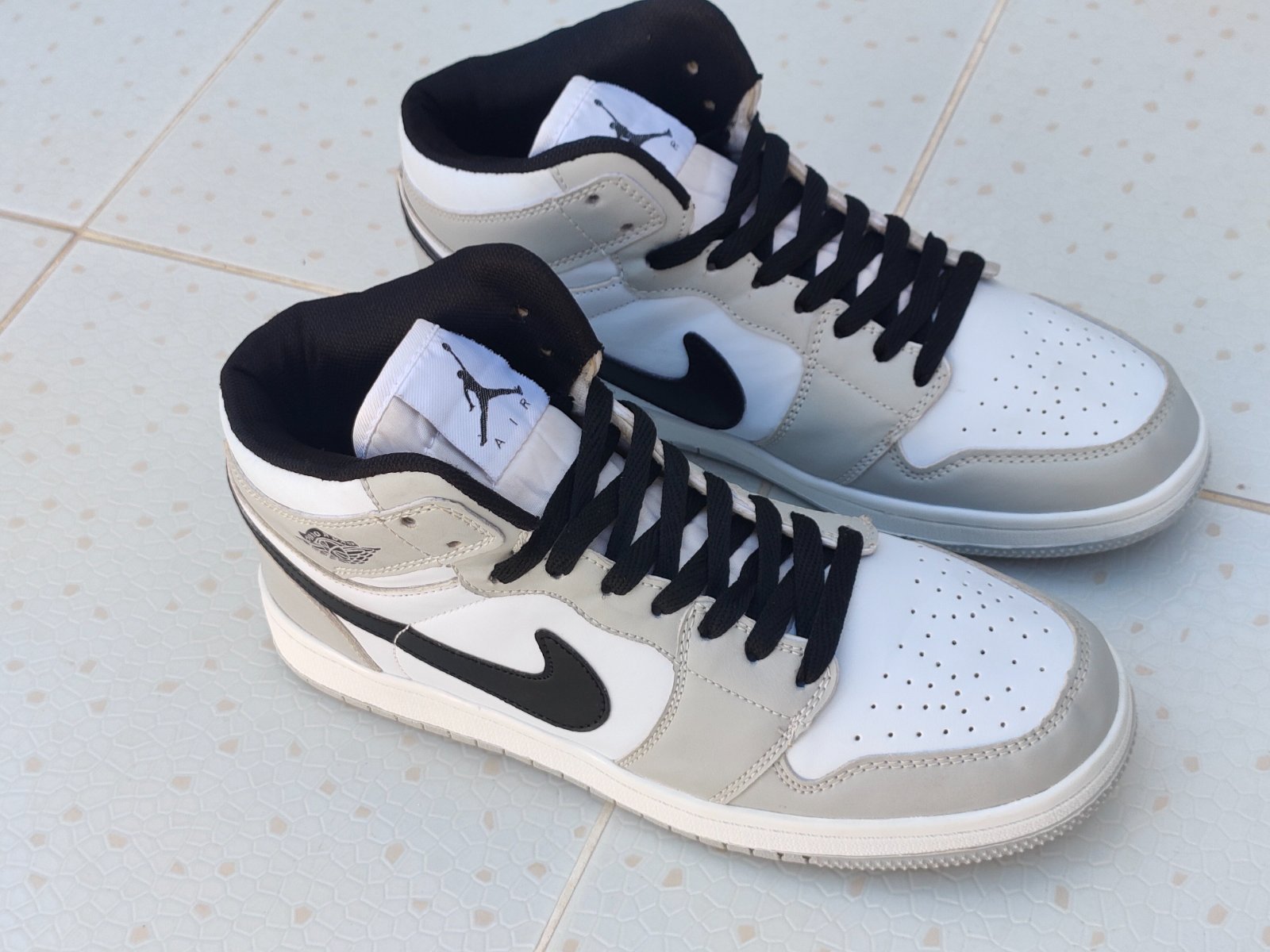 Air Jordan 1 - Pointure 42