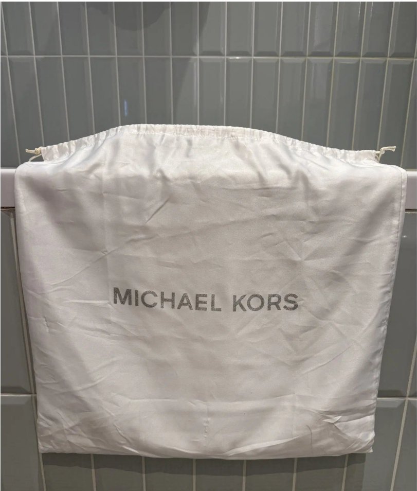 Dust bag
