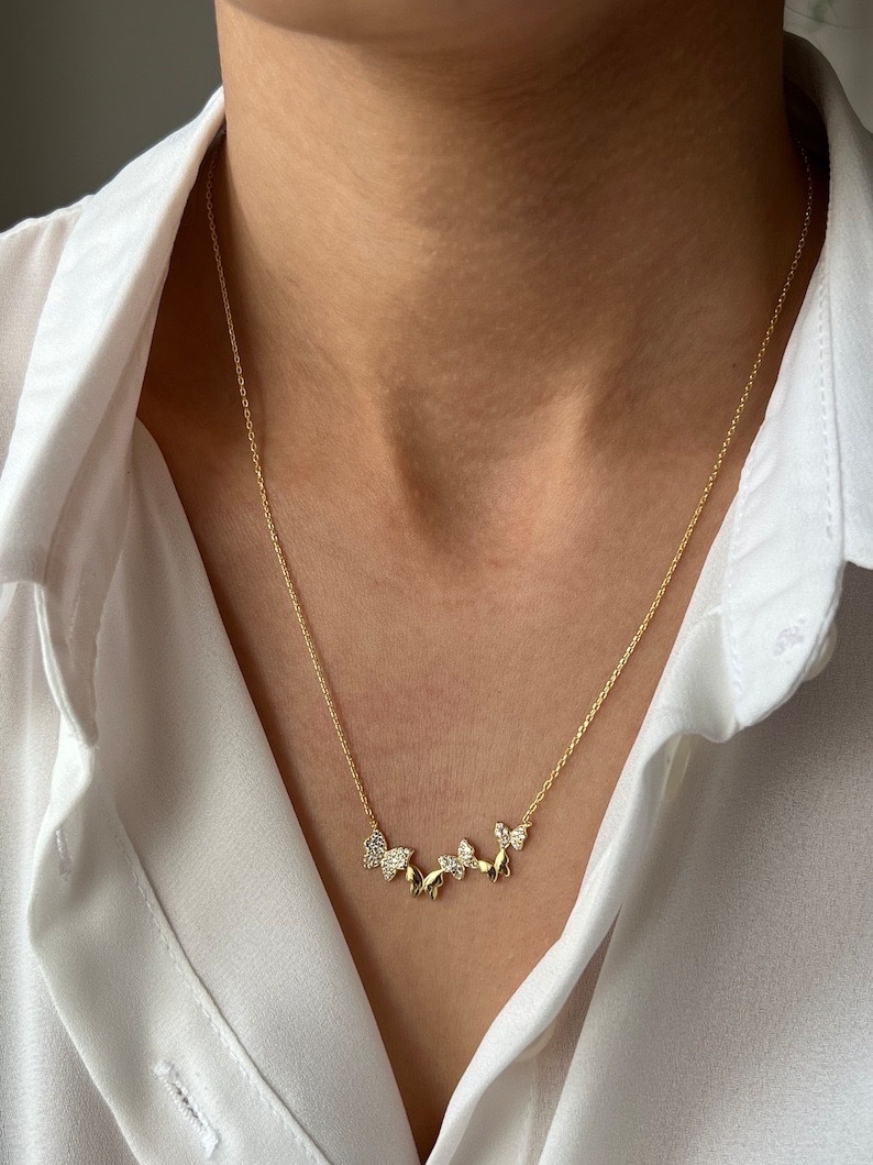 Collier papillon