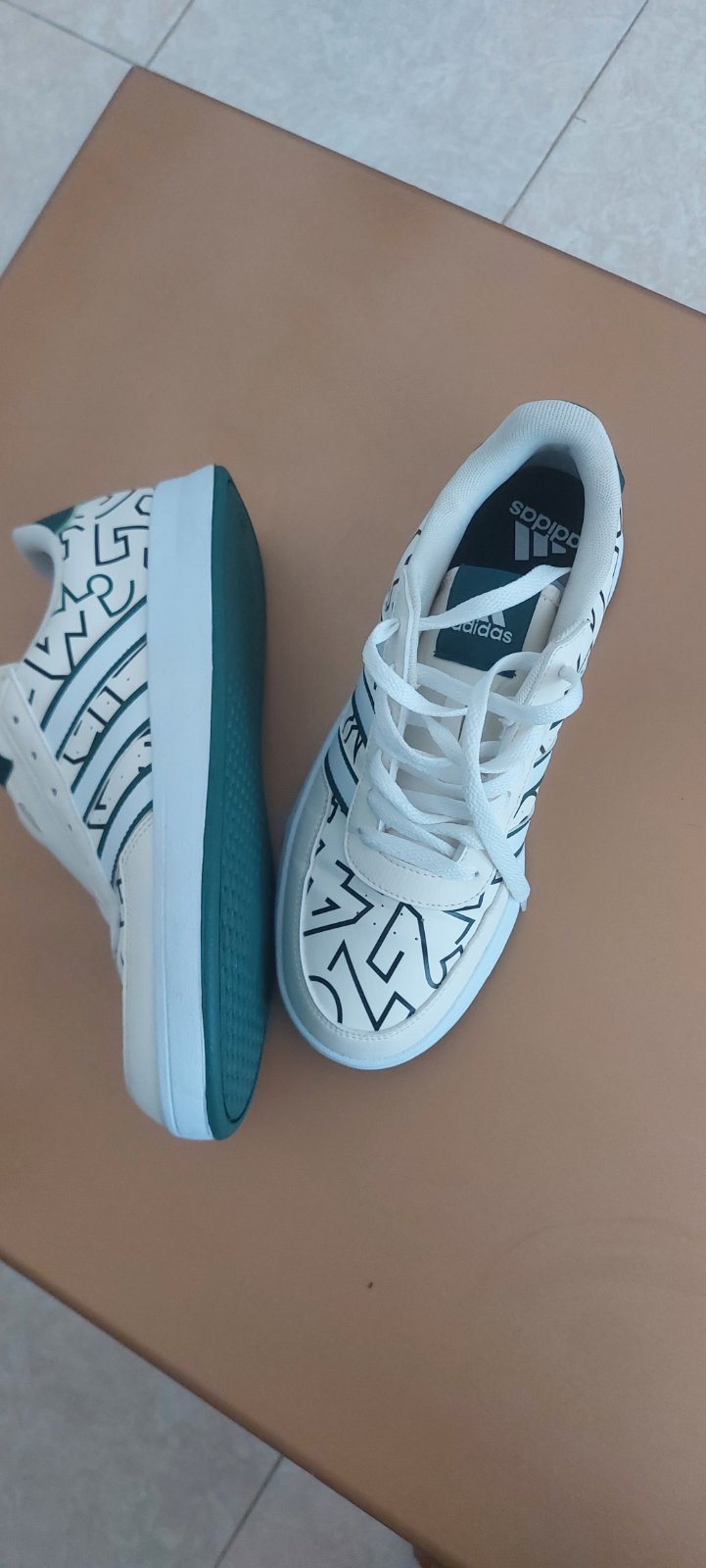 Adidas 