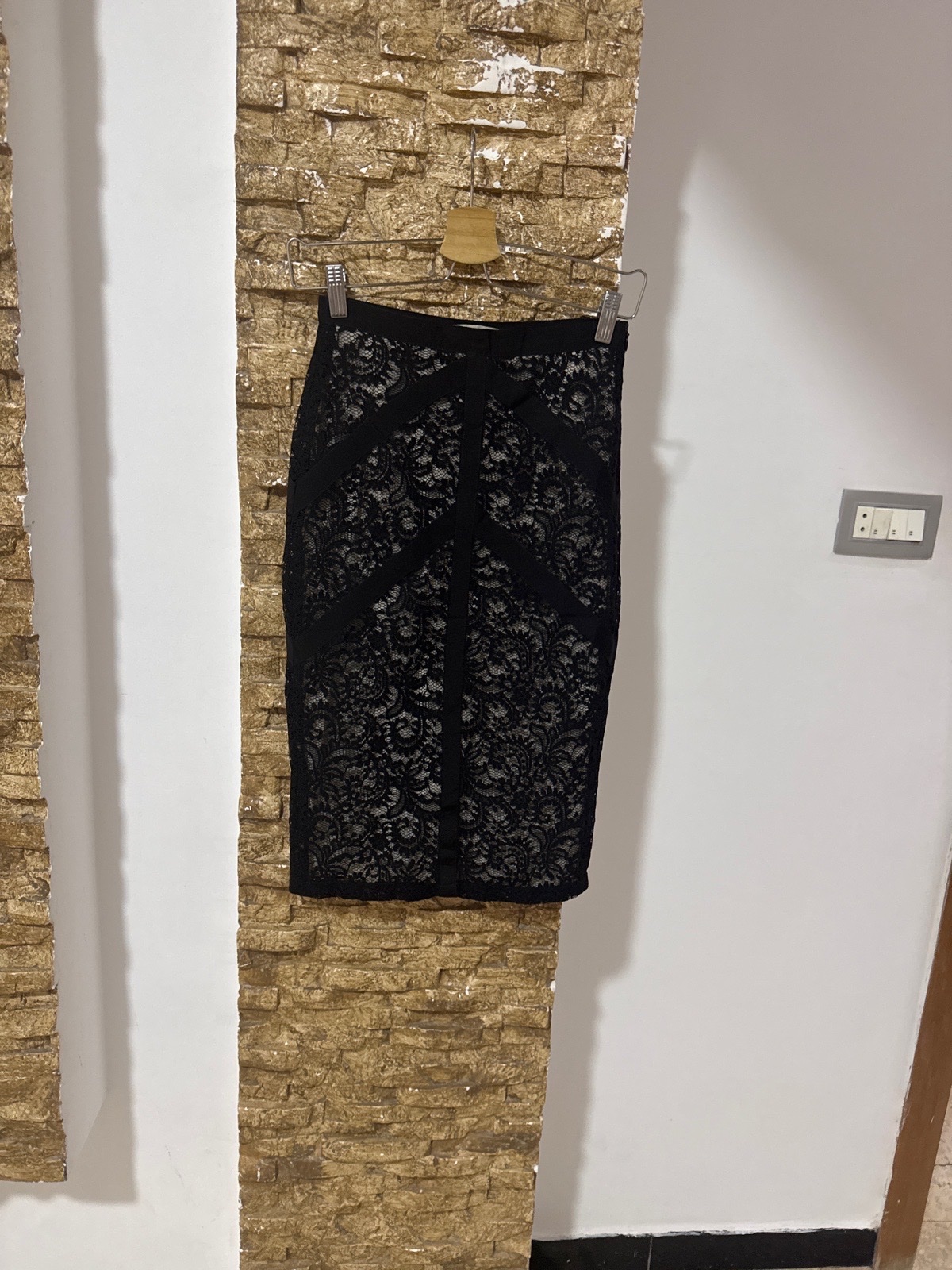 Gerard darel jupe midi en dentell neuf