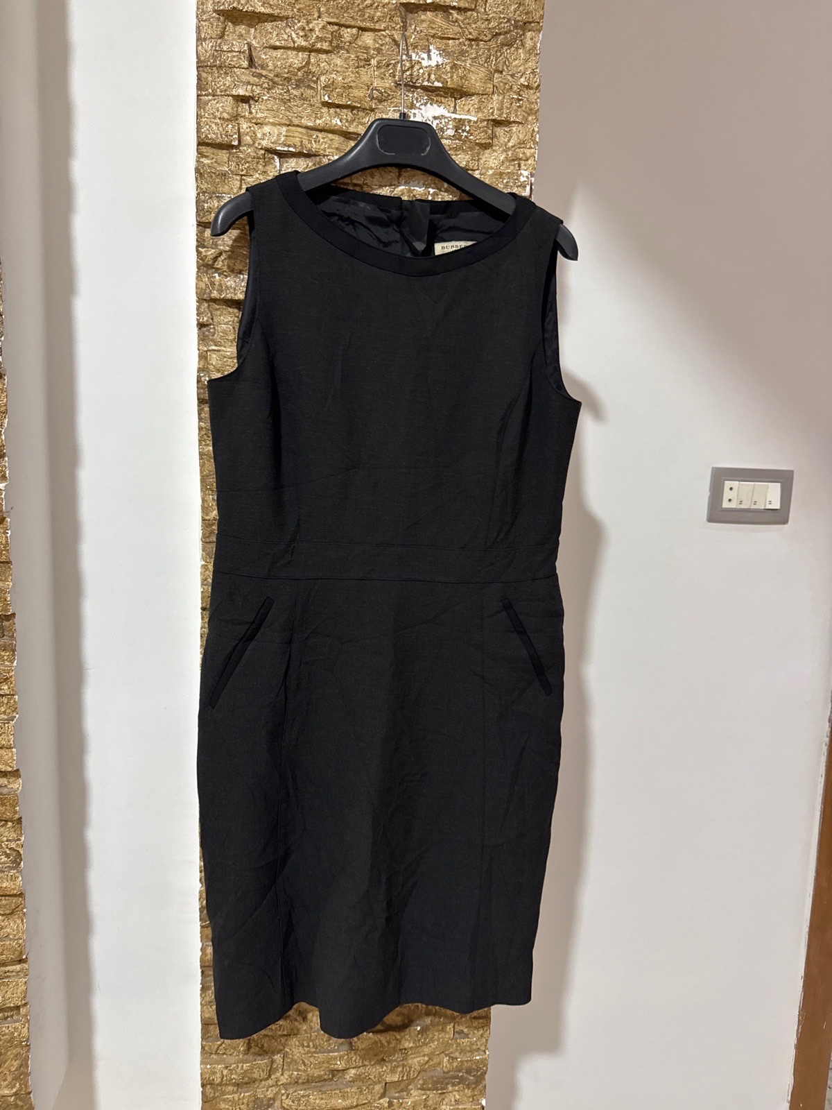 Burberry midi dresse neuf