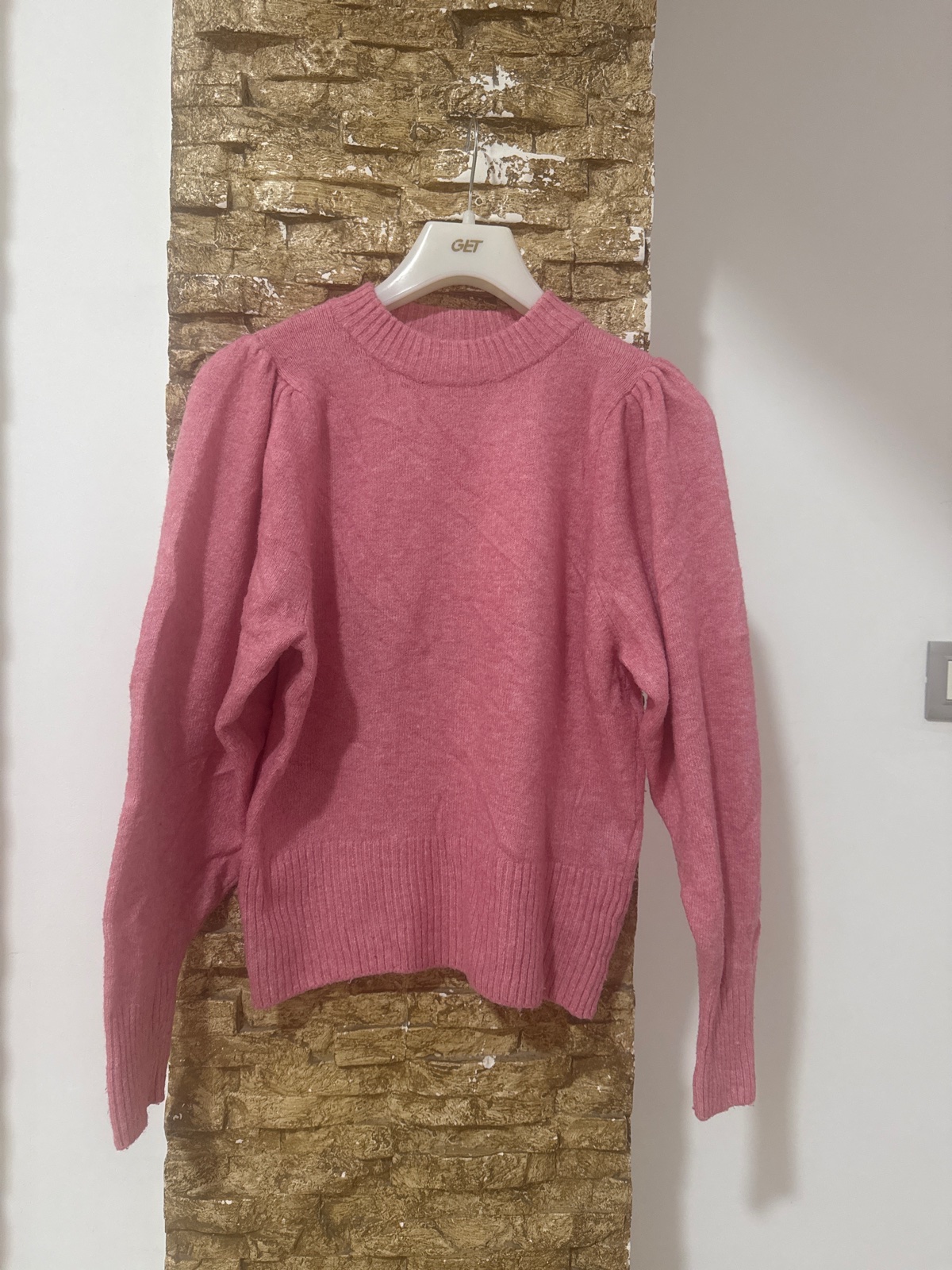 H&M pull a manche froncé neuf