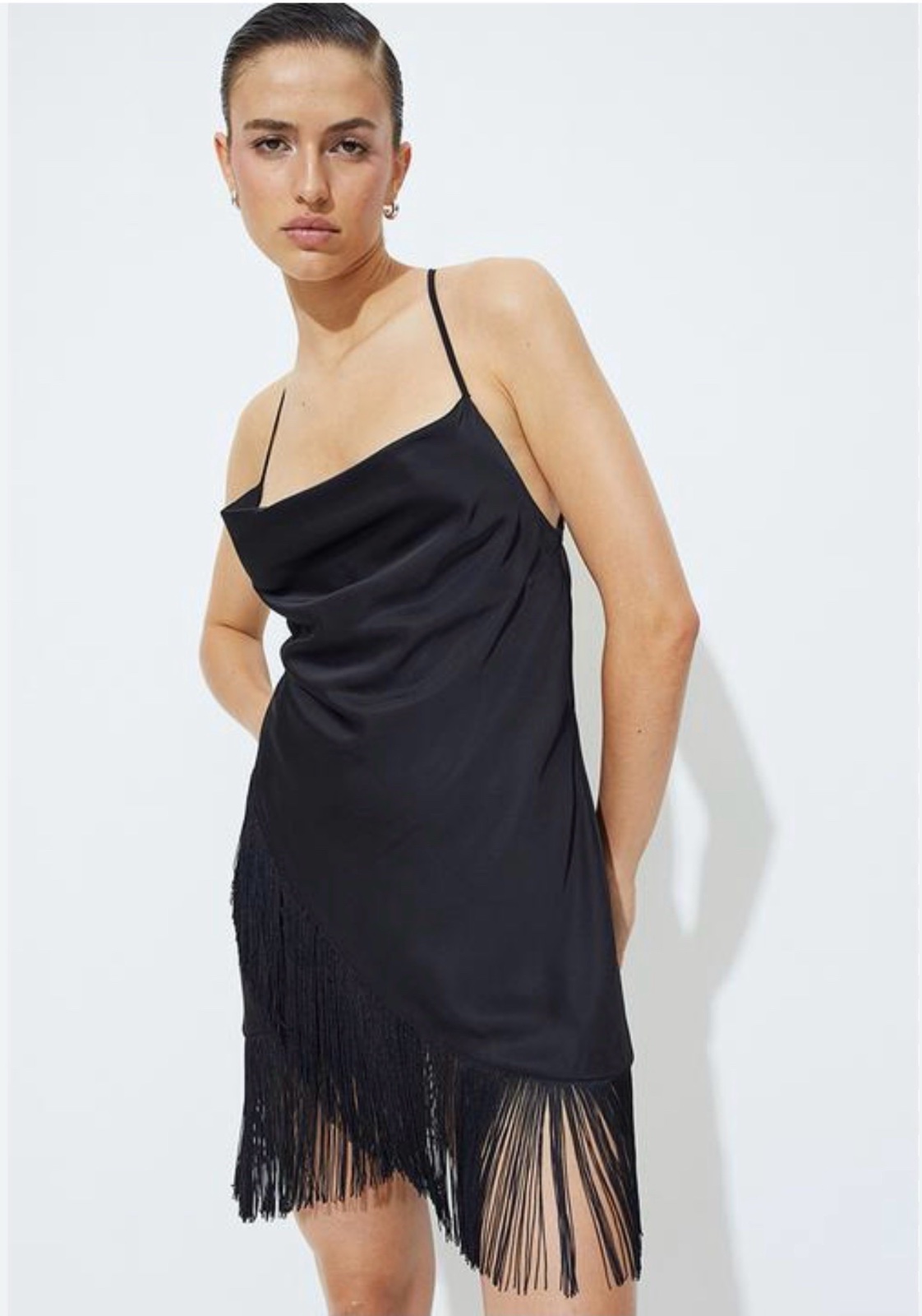 H&M robe satiné a frange neuf